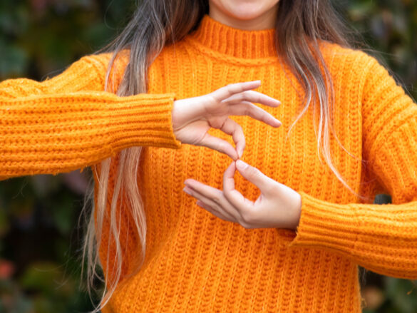 this photo is used to represent sign language