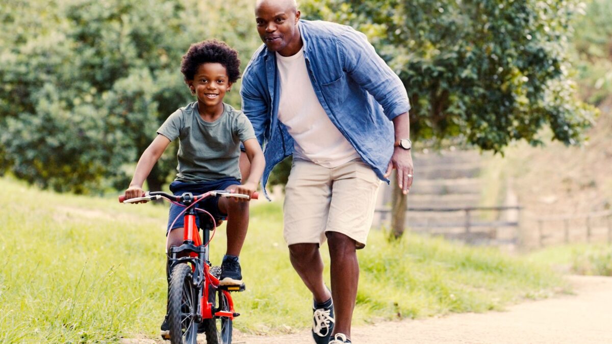 How to Teach a Kid to Ride a Bike: Step-by-Step Tips for Success