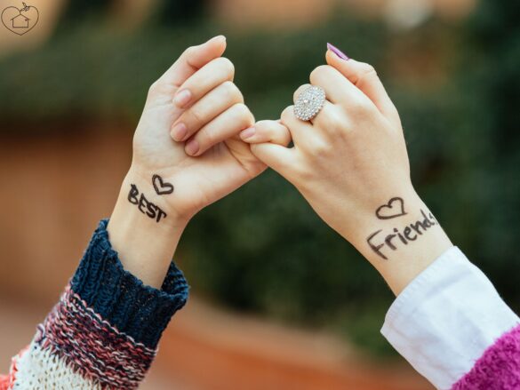 This photo is used to represent best friend tattoos.